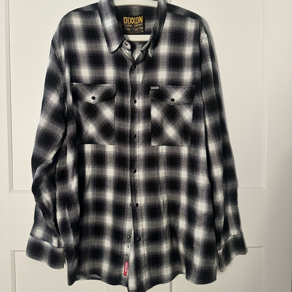 DIXXON Men's Monochrome Plaid Button Down Shirt